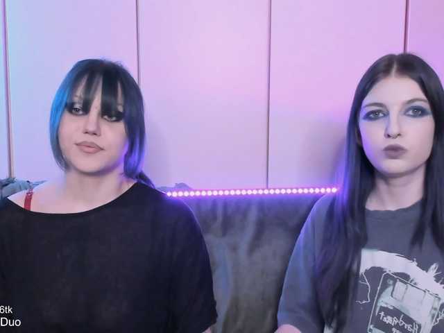 SleepingDuo live cam on BongaCams