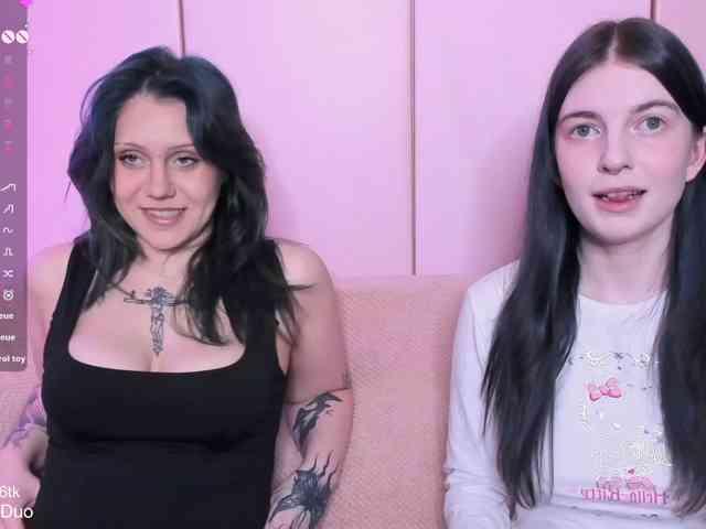 SleepingDuo Live Webcam on BongaCams