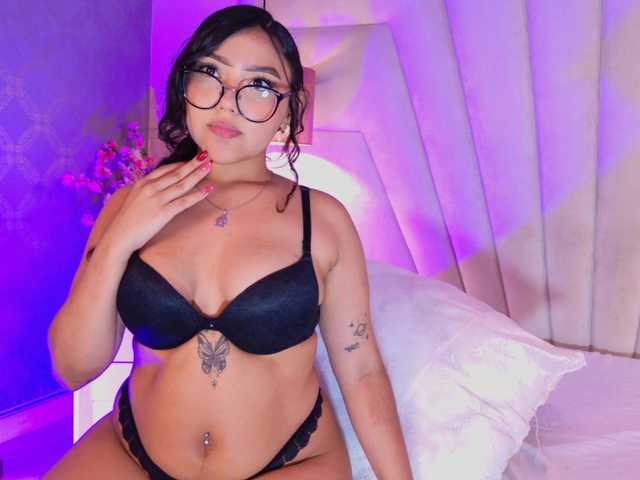 veronicaaCollins live cam preview