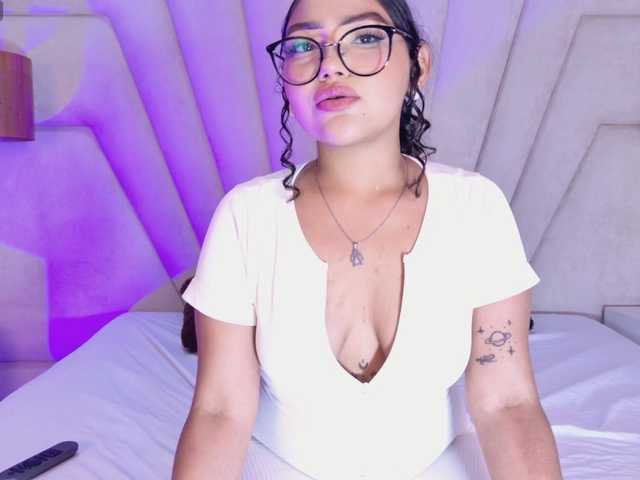 veronicaaCollins