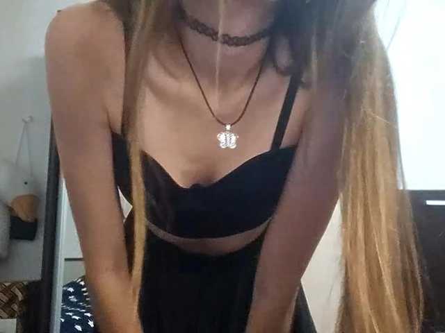 AllysonCloe live cam on BongaCams