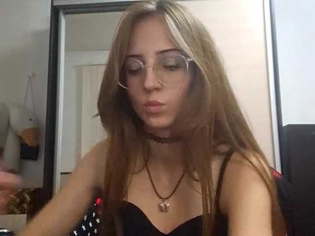 AllysonCloe live cam on BongaCams
