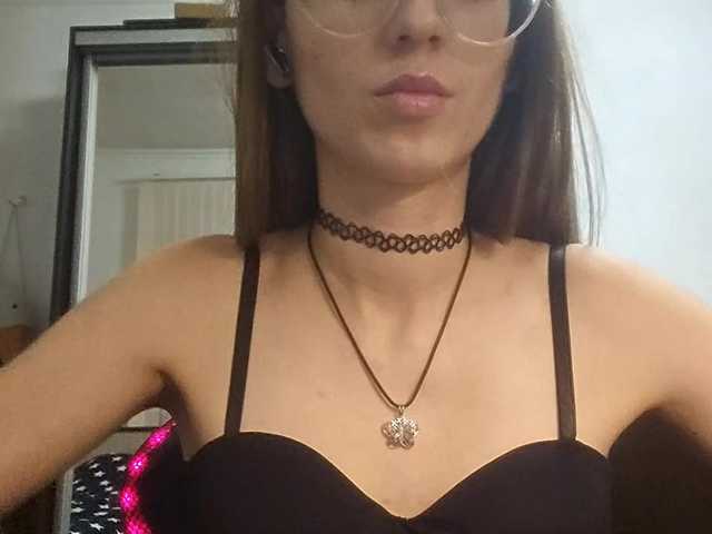 AllysonCloe live cam on BongaCams