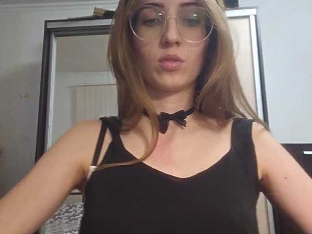 AllysonCloe live cam on BongaCams