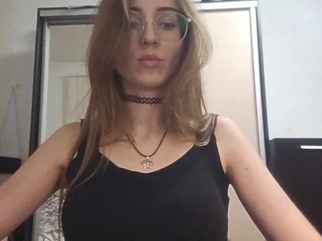 AllysonCloe live cam on BongaCams