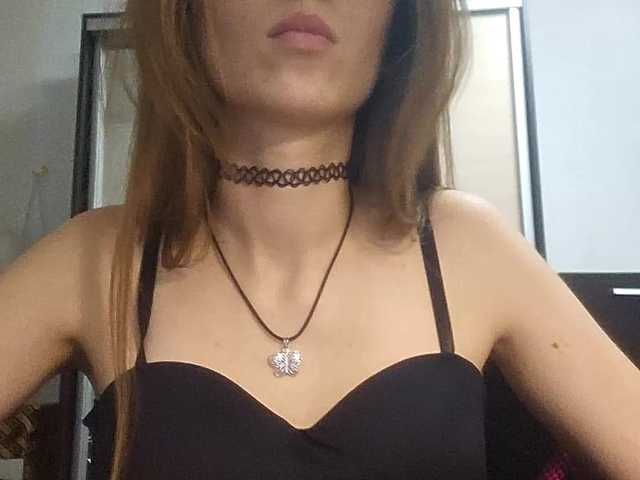 AllysonCloe live cam on BongaCams