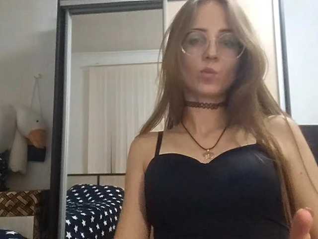 AllysonCloe live cam on BongaCams