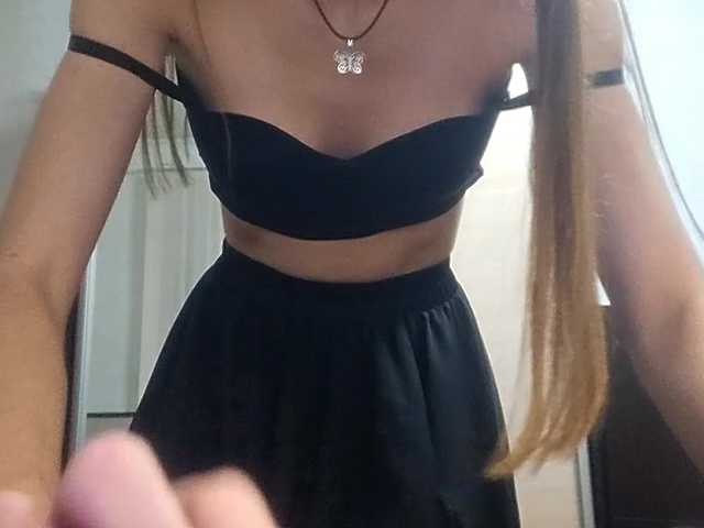 AllysonCloe live cam on BongaCams