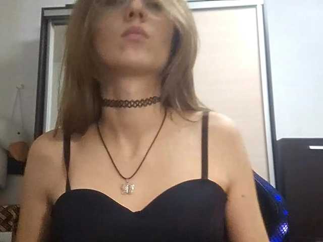 AllysonCloe live cam on BongaCams