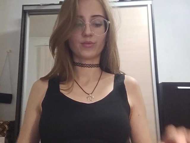 AllysonCloe live cam on BongaCams