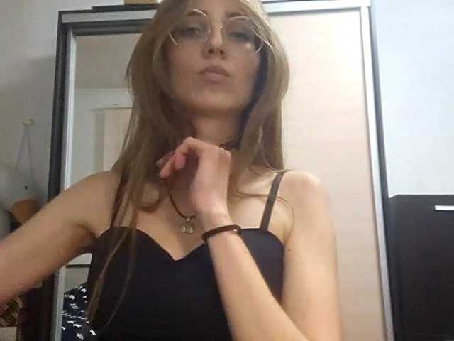 AllysonCloe live cam on BongaCams