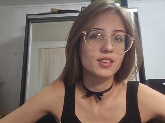 AllysonCloe live cam on BongaCams
