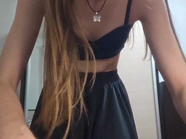 AllysonCloe live cam on BongaCams