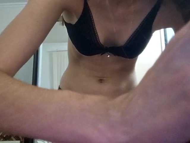 AllysonCloe live cam on BongaCams