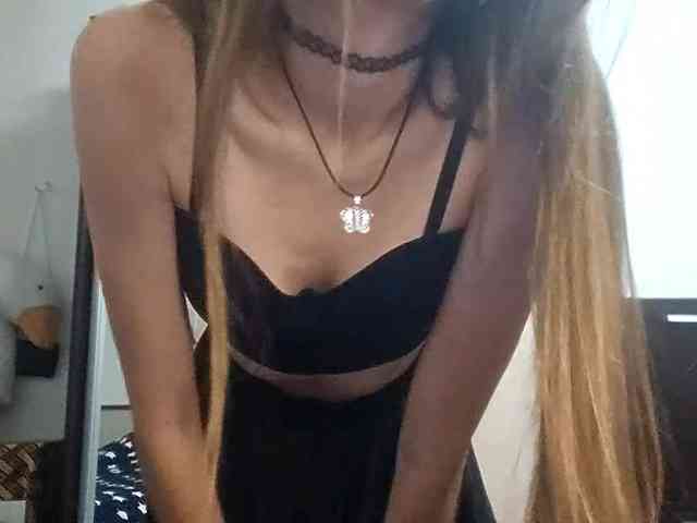 AllysonCloe webcam