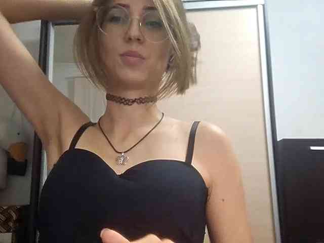 AllysonCloe webcam