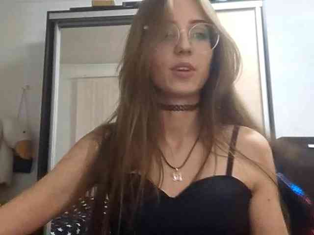 AllysonCloe webcam
