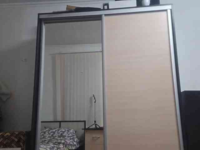 allysoncloe's live room
