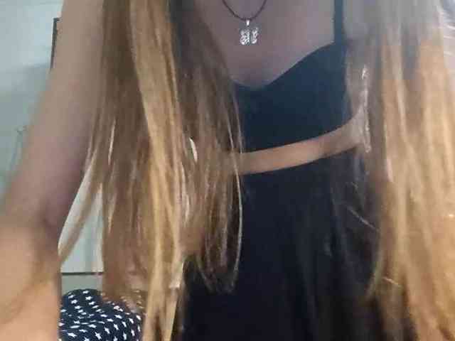 AllysonCloe webcam