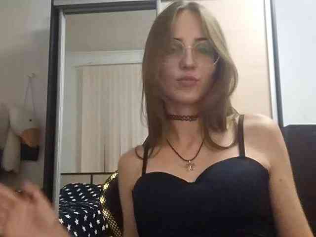 AllysonCloe webcam