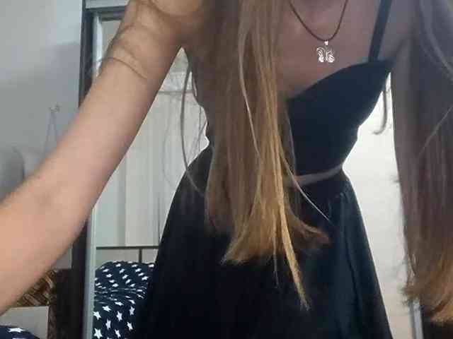 AllysonCloe webcam
