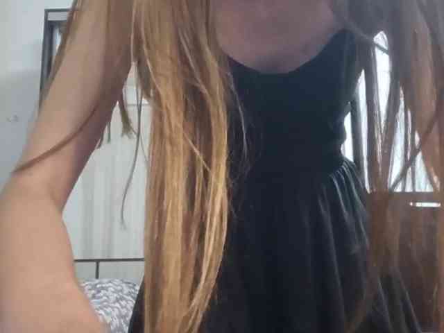 AllysonCloe webcam