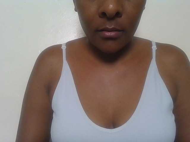 Angya webcam bongacams model stream image