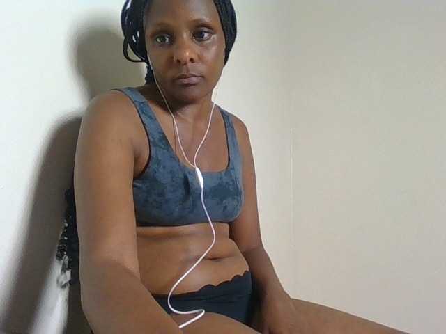 Angya live cam on BongaCams