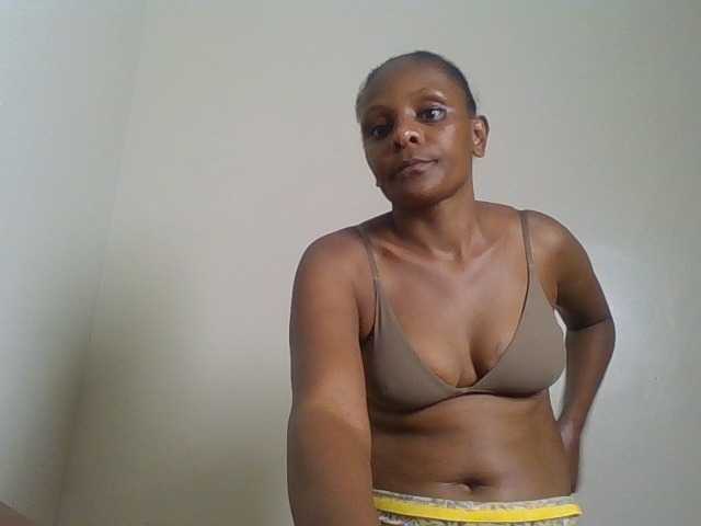 Angya live cam on BongaCams