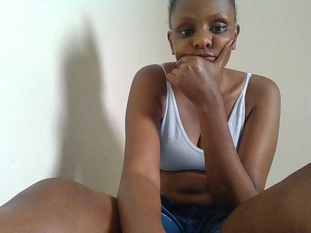 Angya live cam on BongaCams