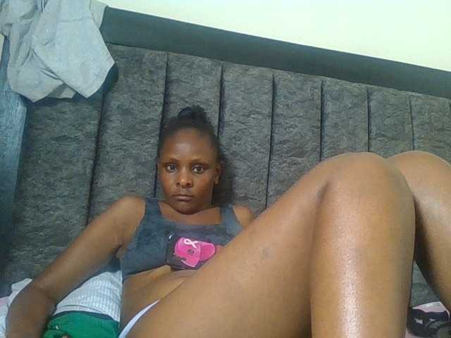 Angya live cam on BongaCams