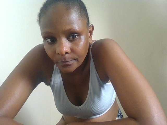 Angya on Bongacams