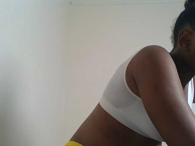 Angya, en vivo ahora en BongaCams