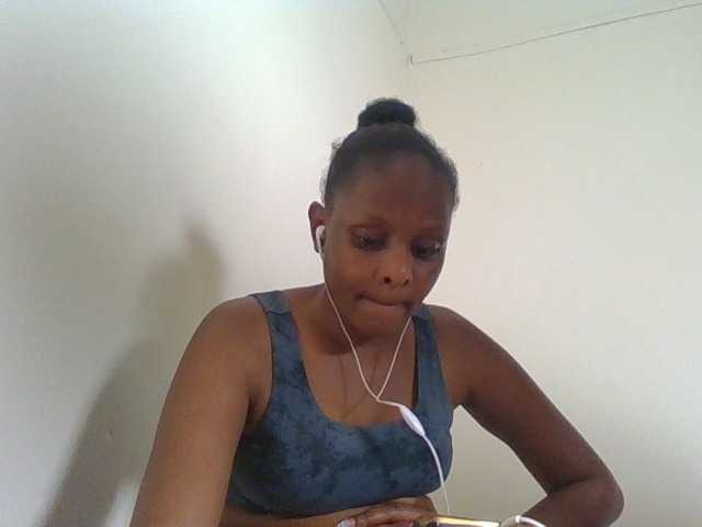 Angya live cam preview