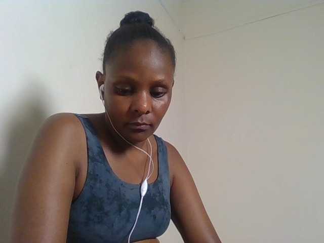 Angya live cam preview