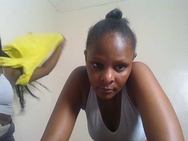 Angya webcam bongacams model stream image