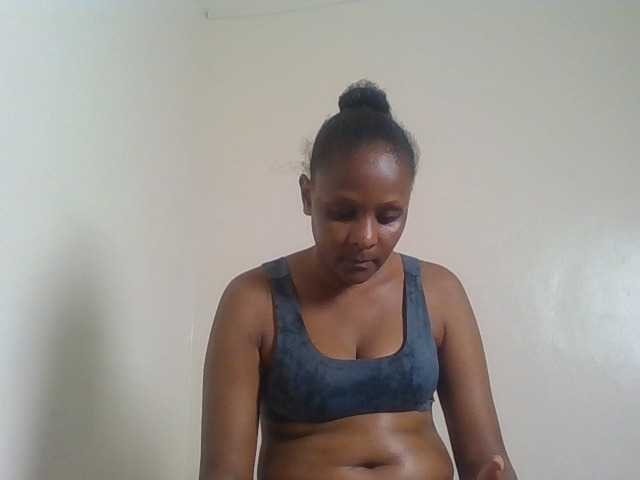 Angya webcam bongacams model stream image