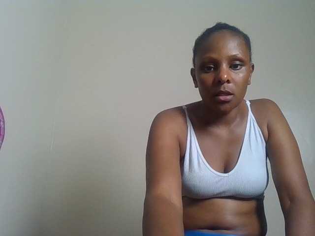 Angya live cam on BongaCams