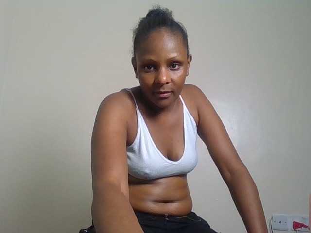 Angya live cam on BongaCams