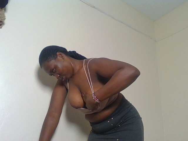 Angya live cam on BongaCams