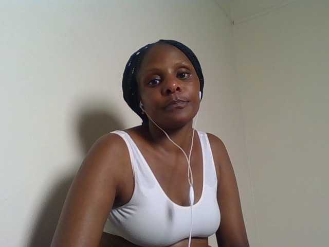 Angya live cam on BongaCams