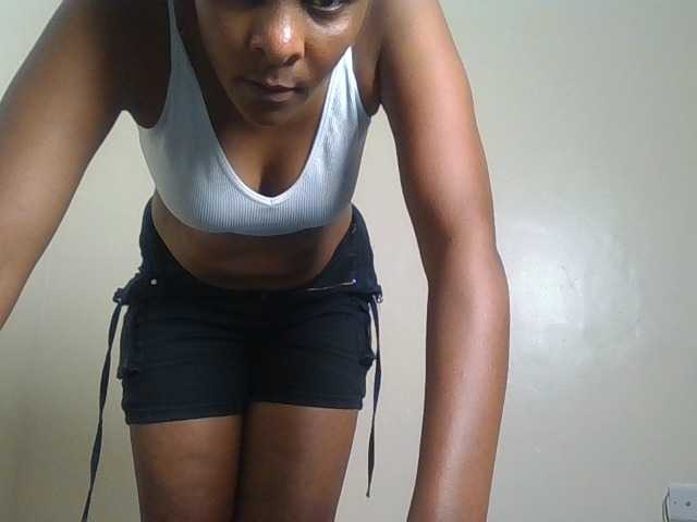 Angya live cam on BongaCams