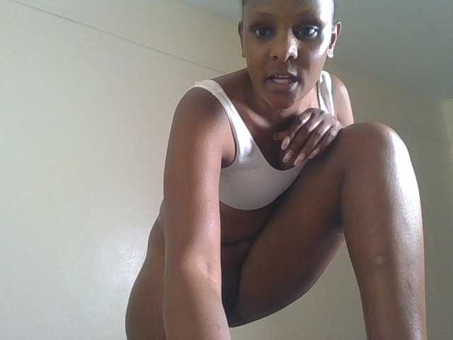 Angya, live now on BongaCams
