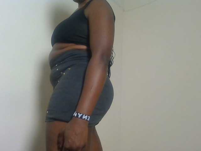 Angya live cam on BongaCams