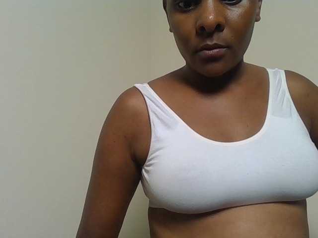 Angya live cam on BongaCams