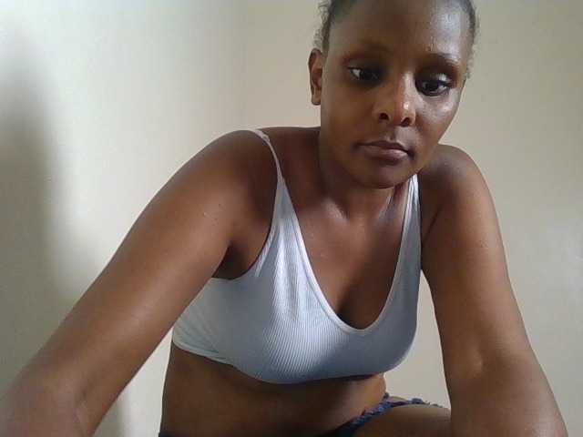 Angya live cam preview