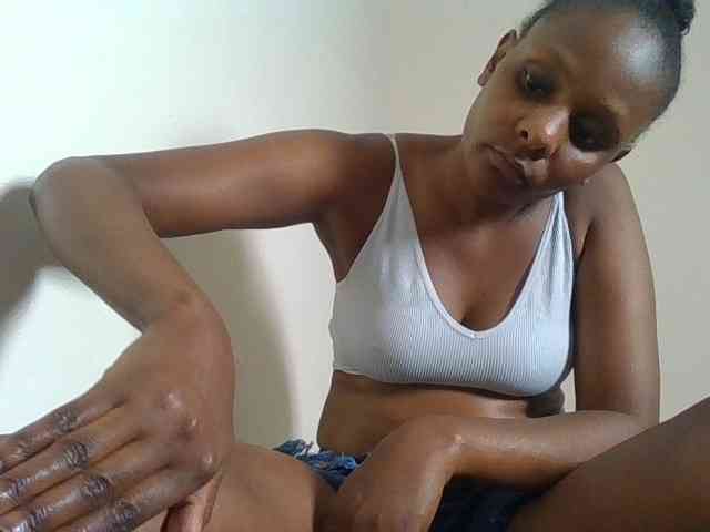 naked webcam Angya