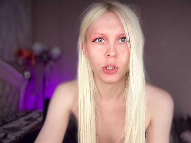 evie-angel