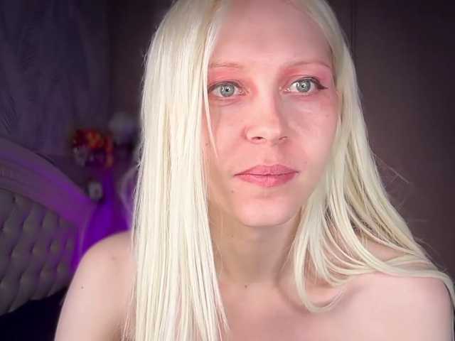 evie-angel