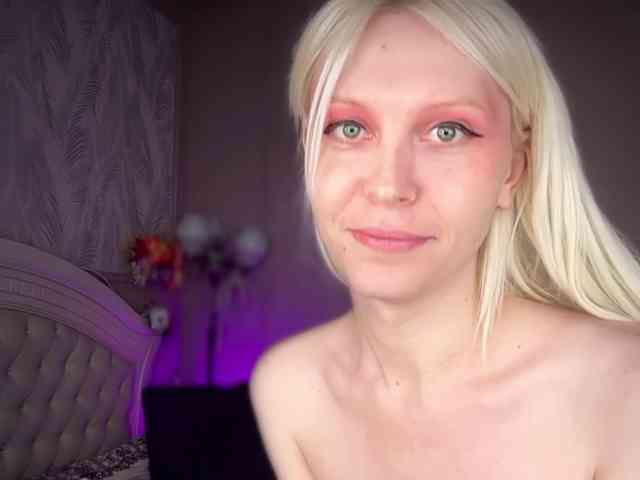 evie-angel